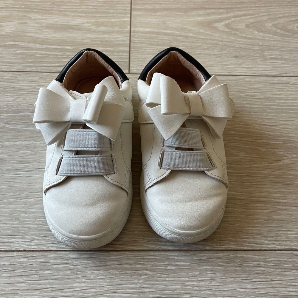 Shein Toddler Bow Hook and Loop Sneakers - Picture 2 of 5